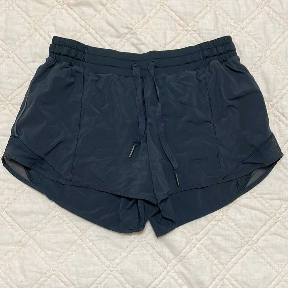 Lululemon Hotta hot shorts size 8